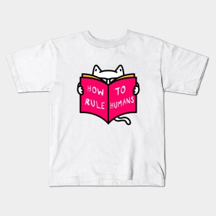 Cat Reading a Book Kids T-Shirt